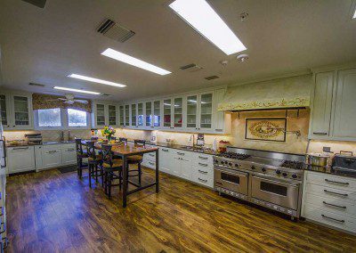 photo of the kitchen in the Great Oaks Recovery Center facility - drug addiction treatment near houston, tx